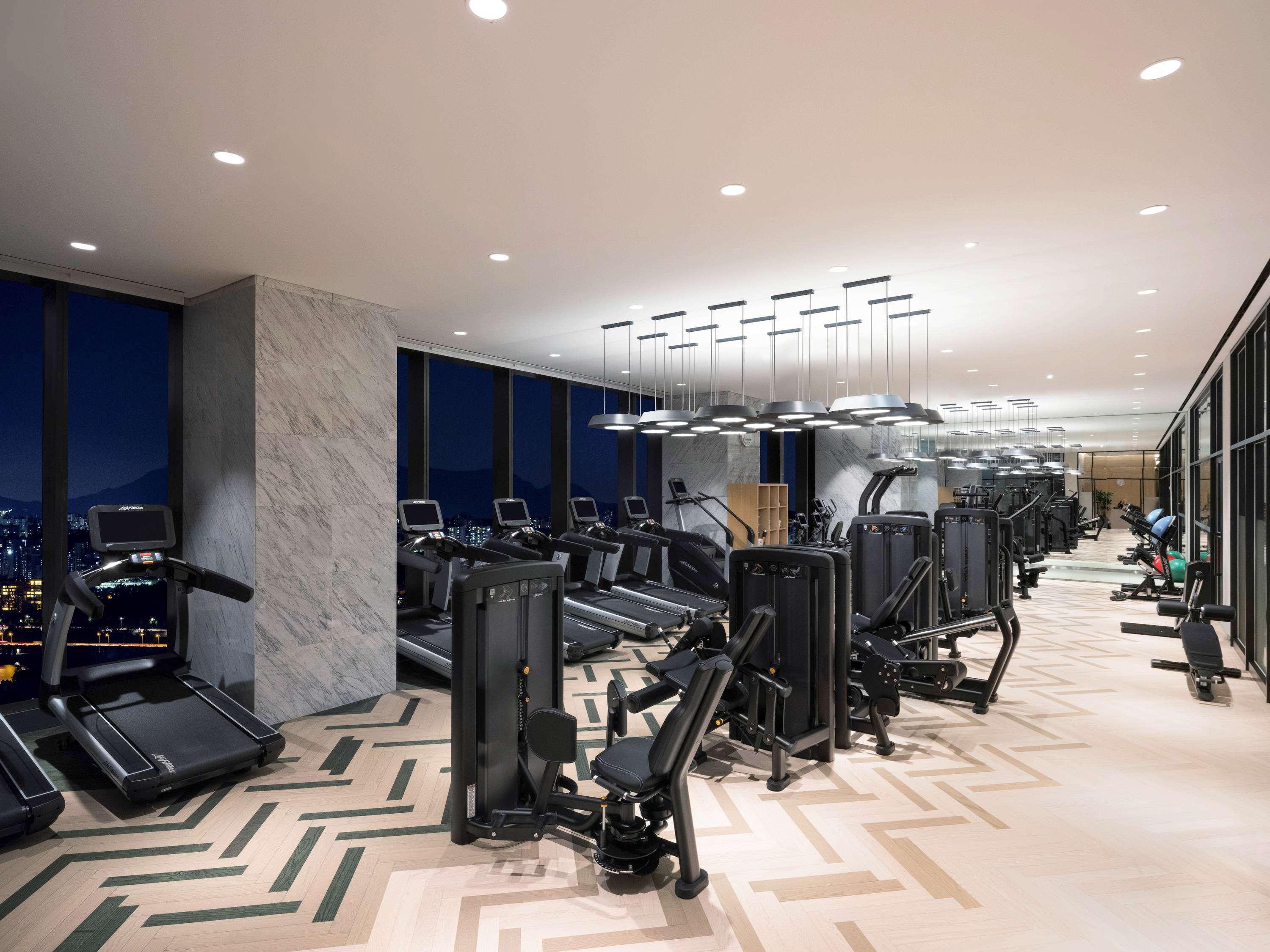 Novotel Suites Ambassador Seoul Yongsan Seul Exterior foto